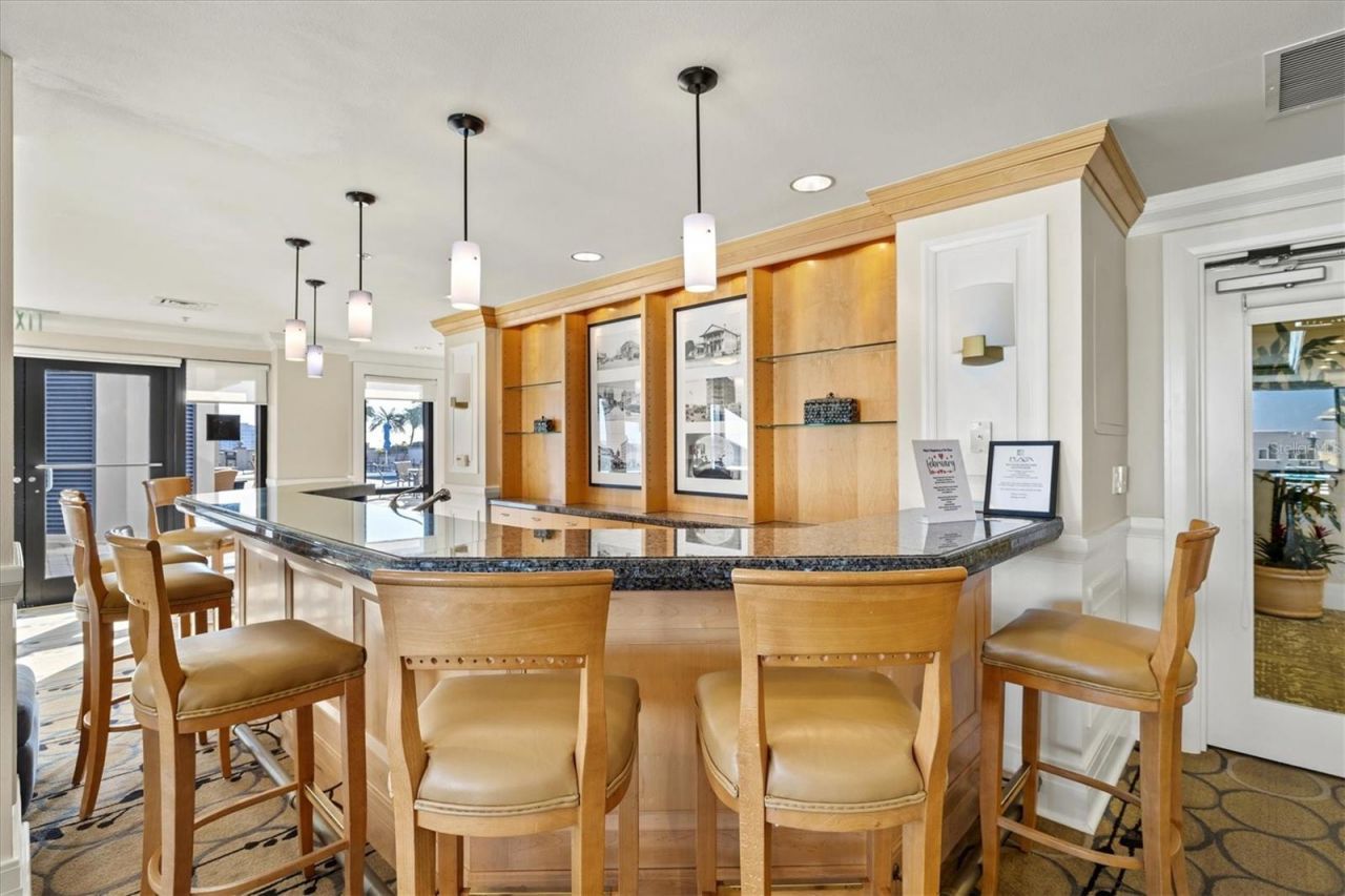 50 Central Avenue, Unit 15A, Sarasota, FL 34236 Photo