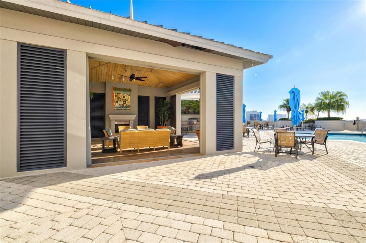 50 Central Avenue, Unit 15A, Sarasota, FL 34236 Photo