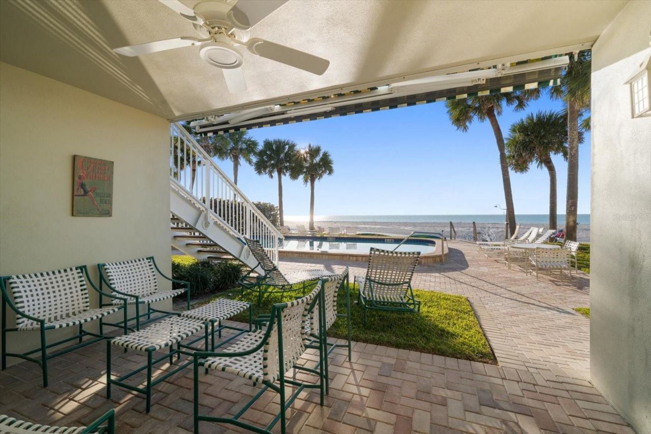 2300 Gulf Boulevard, Unit D1, Belleair Beach, FL 33786 Photo