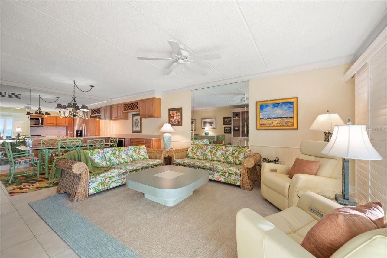 2300 Gulf Boulevard, Unit D1, Belleair Beach, FL 33786 Photo