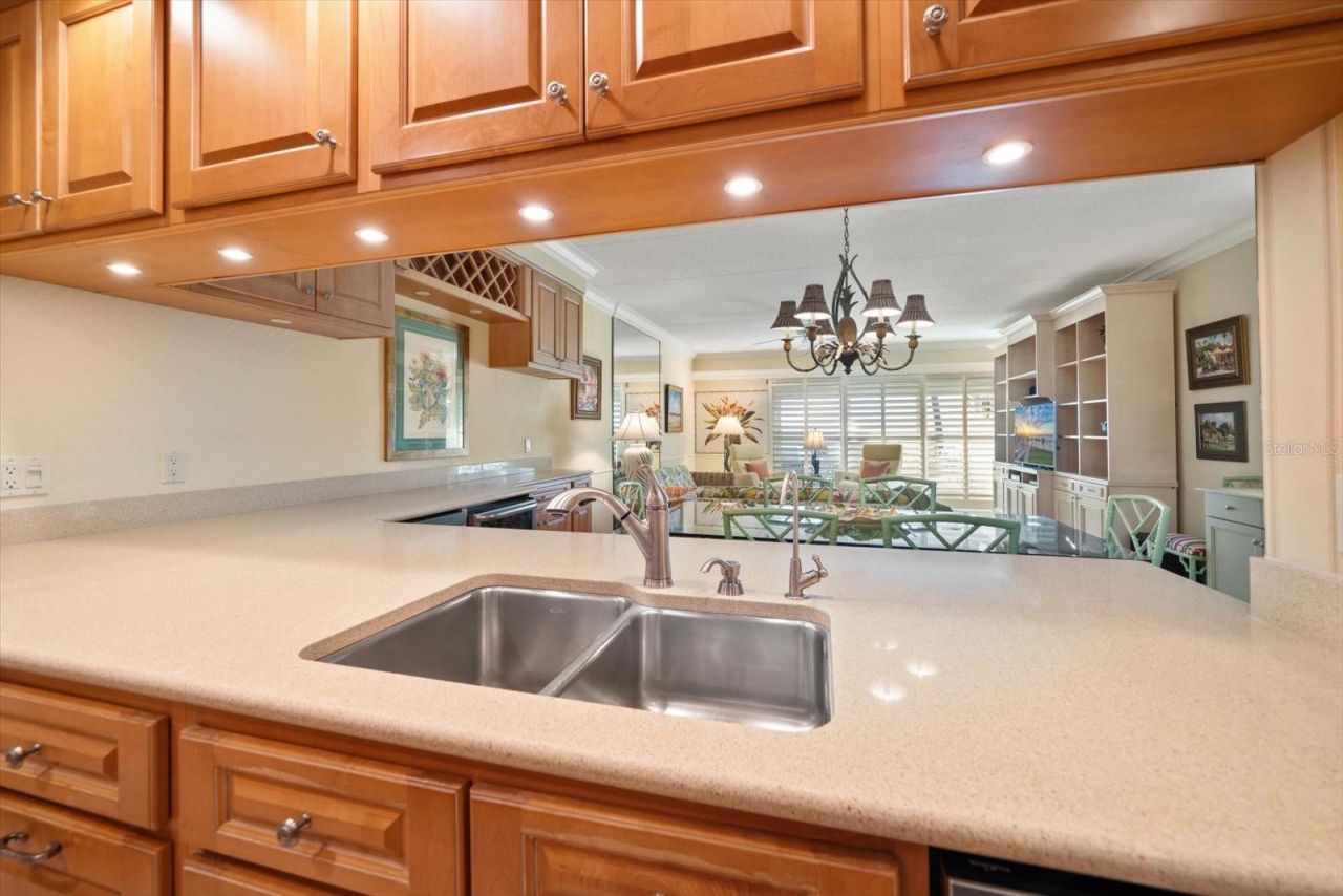 2300 Gulf Boulevard, Unit D1, Belleair Beach, FL 33786 Photo