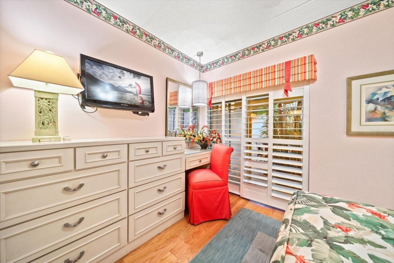 2300 Gulf Boulevard, Unit D1, Belleair Beach, FL 33786 Photo