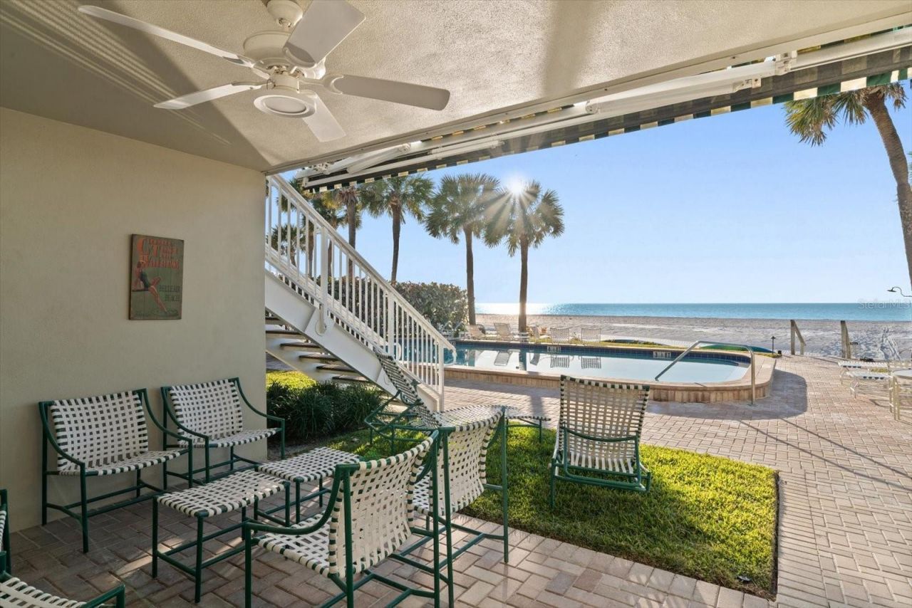 2300 Gulf Boulevard, Unit D1, Belleair Beach, FL 33786 Photo