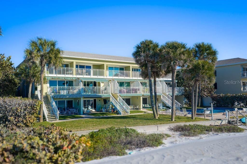 2300 Gulf Boulevard, Unit D1, Belleair Beach, FL 33786 Photo