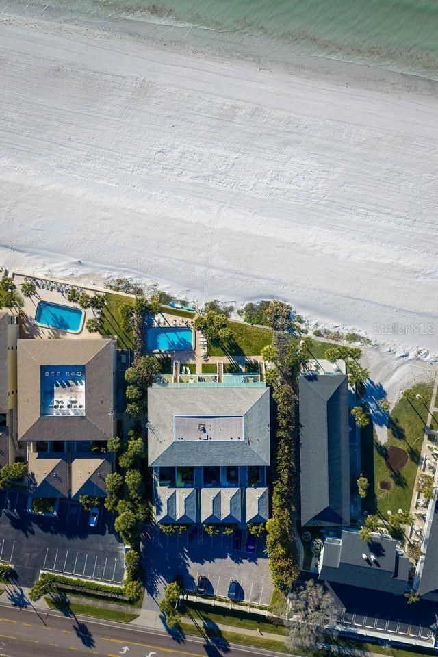 2300 Gulf Boulevard, Unit D1, Belleair Beach, FL 33786 Photo