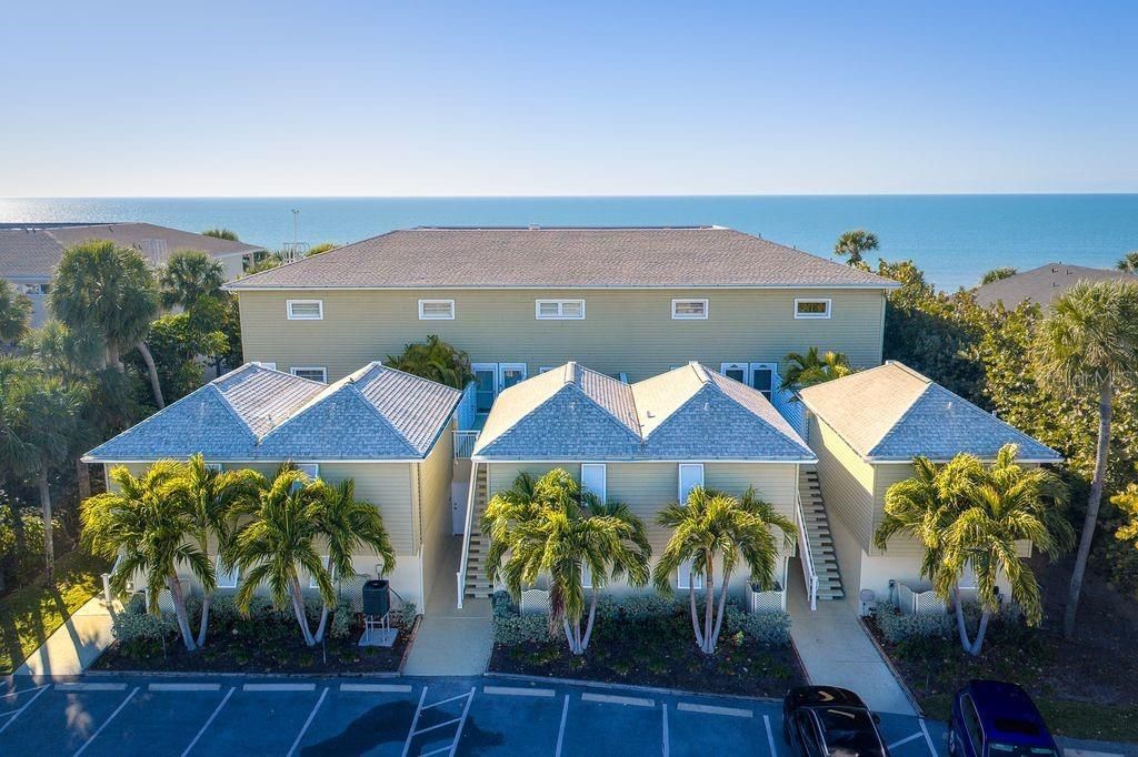 2300 Gulf Boulevard, Unit D1, Belleair Beach, FL 33786 Photo