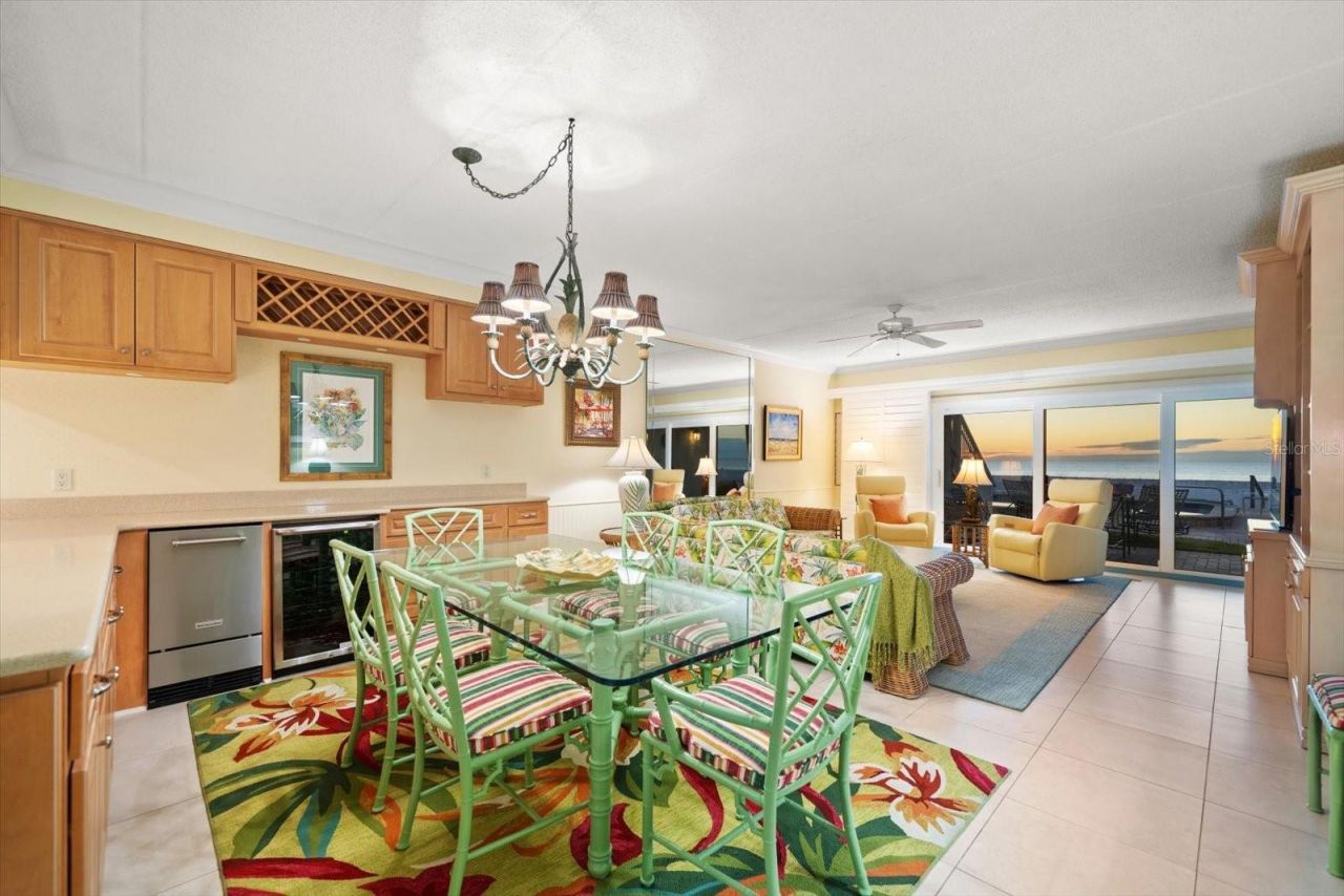 2300 Gulf Boulevard, Unit D1, Belleair Beach, FL 33786 Photo