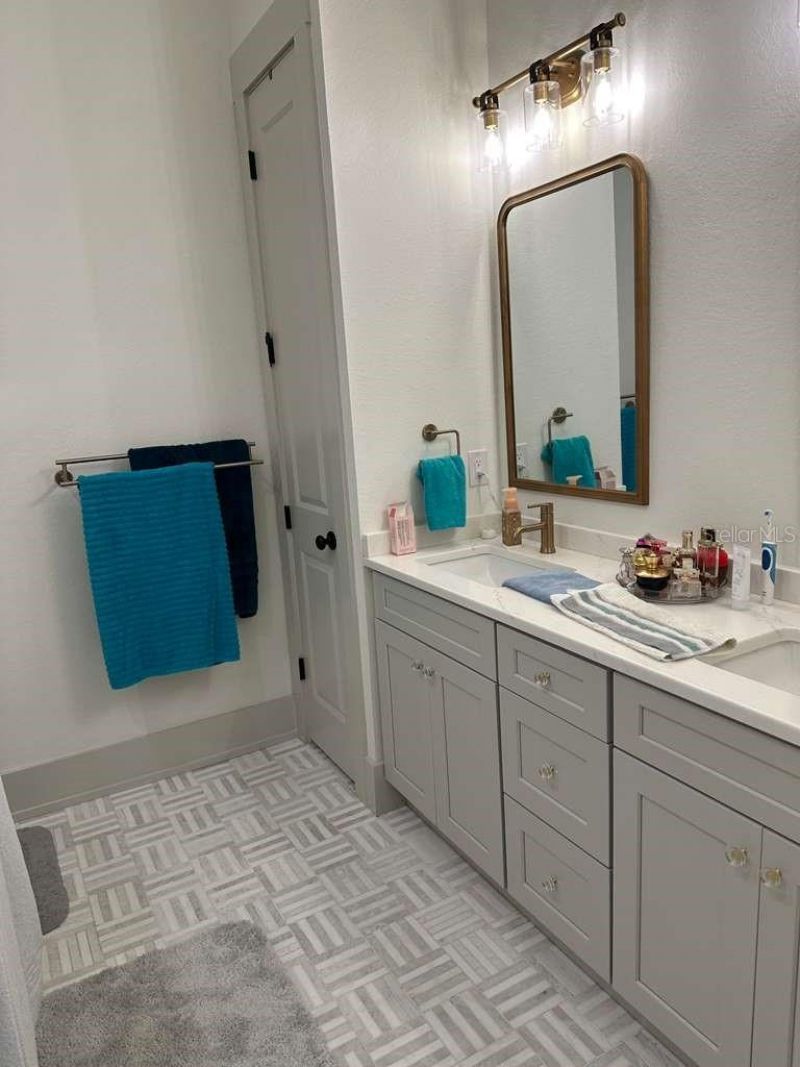 8308 Gibson Oaks Drive, Lakeland, FL 33809 Photo