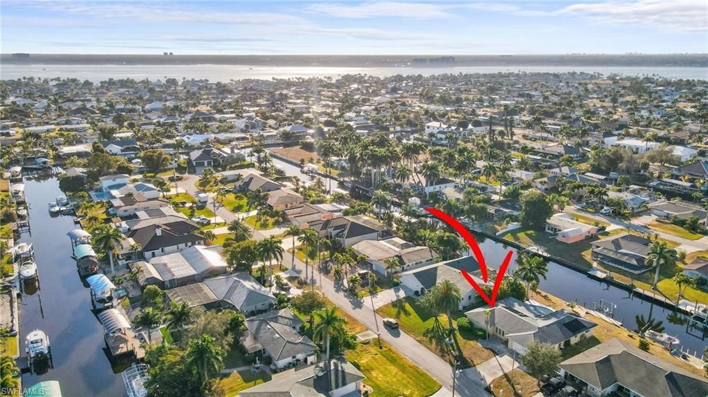 818 Monticello Ct, Cape Coral, FL 33904 Photo