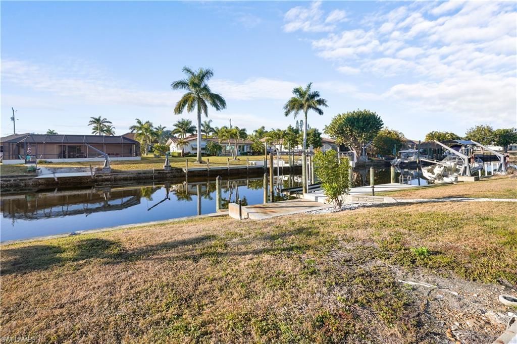818 Monticello Ct, Cape Coral, FL 33904 Photo