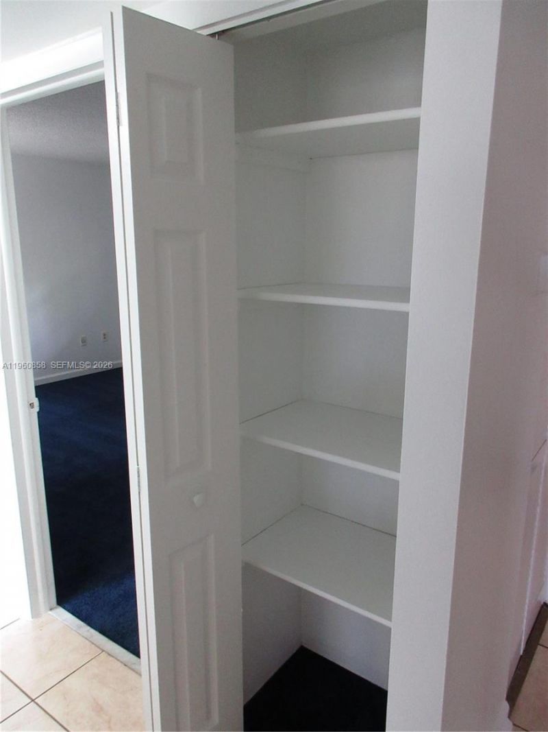 10835 SW 112th Ave, Unit 305, Miami, FL 33176 Photo