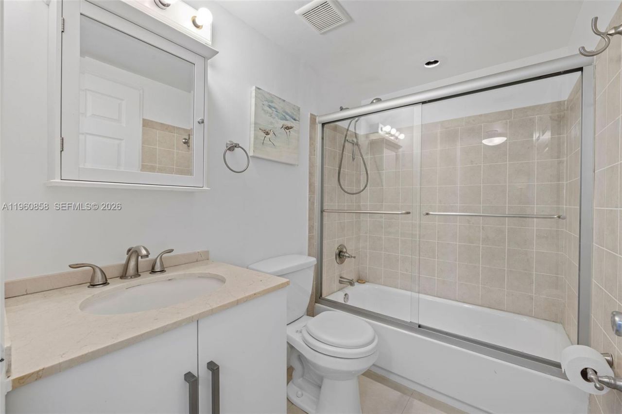 10835 SW 112th Ave, Unit 305, Miami, FL 33176 Photo