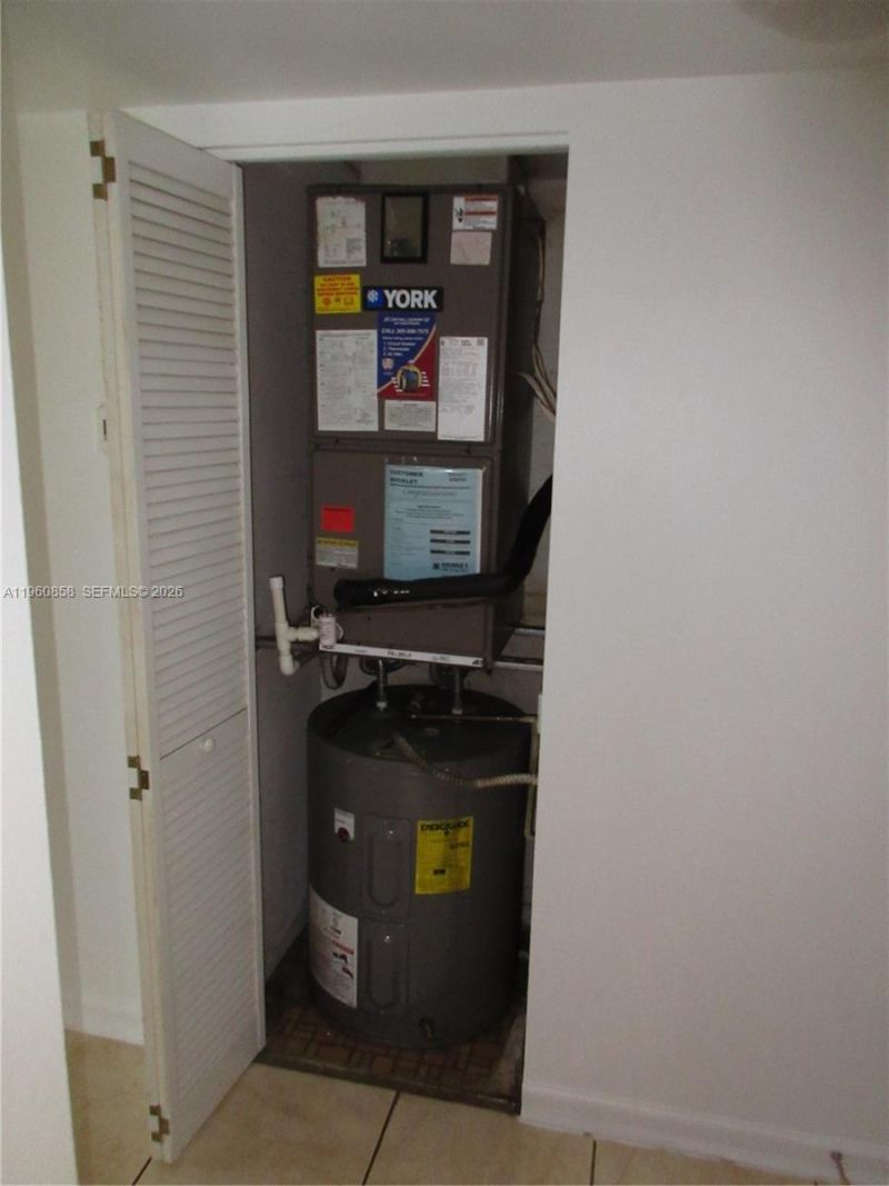 10835 SW 112th Ave, Unit 305, Miami, FL 33176 Photo