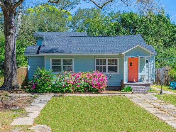 10 N Jamaica St, Pensacola, FL 32507