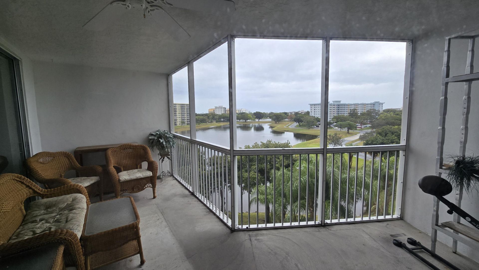 3051 N Course Drive, Unit 605, Pompano Beach, FL 33069 Photo