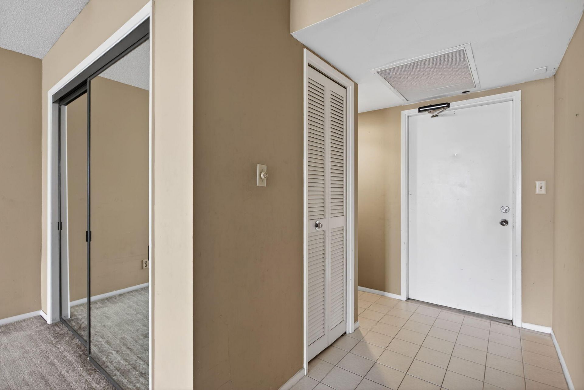 3051 N Course Drive, Unit 605, Pompano Beach, FL 33069 Photo