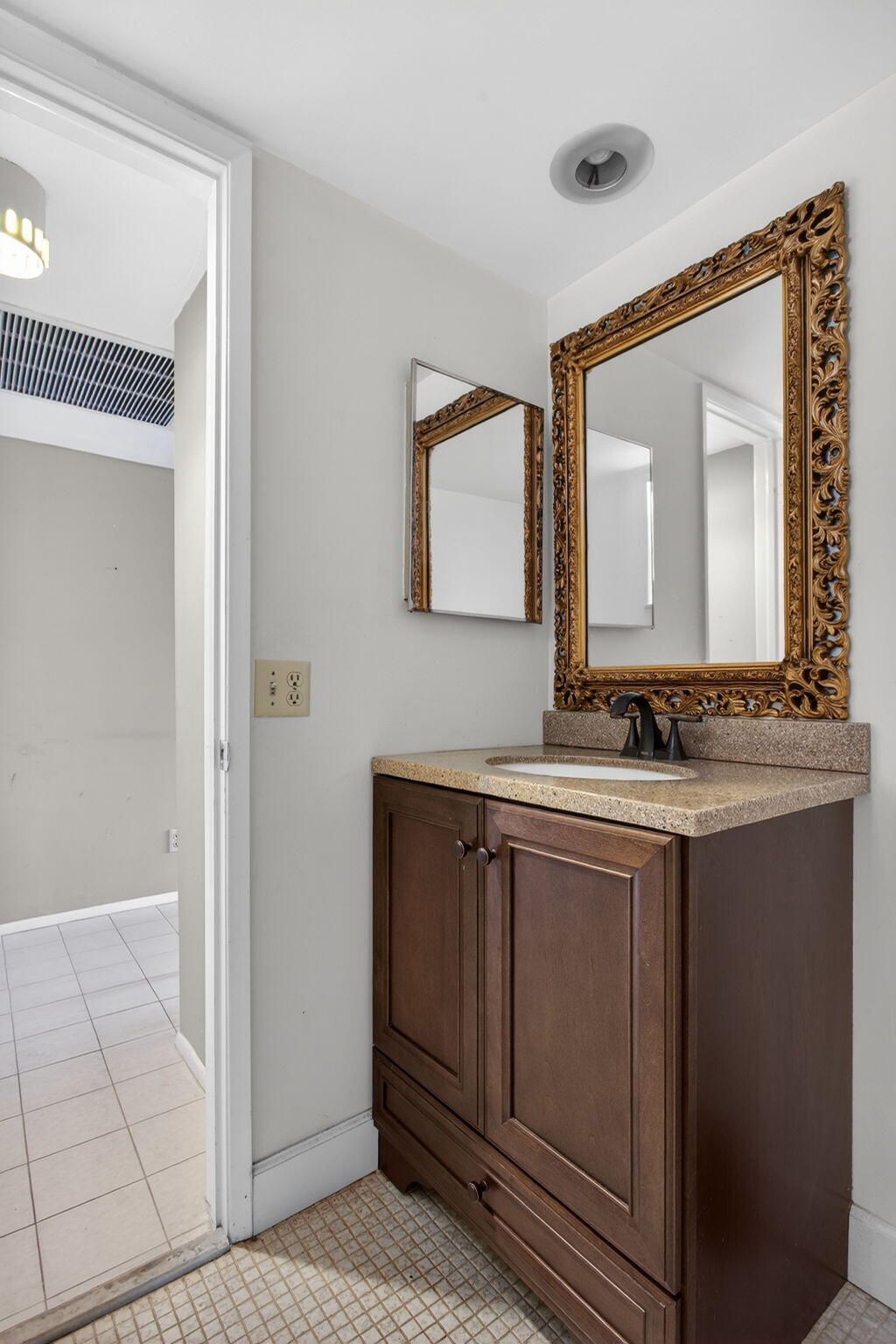 3051 N Course Drive, Unit 605, Pompano Beach, FL 33069 Photo