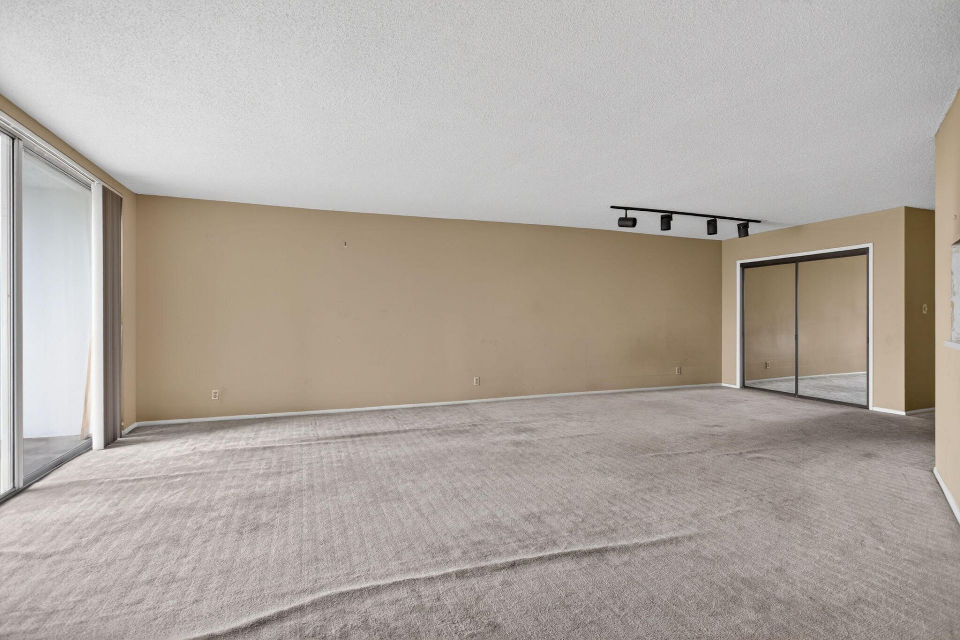 3051 N Course Drive, Unit 605, Pompano Beach, FL 33069 Photo