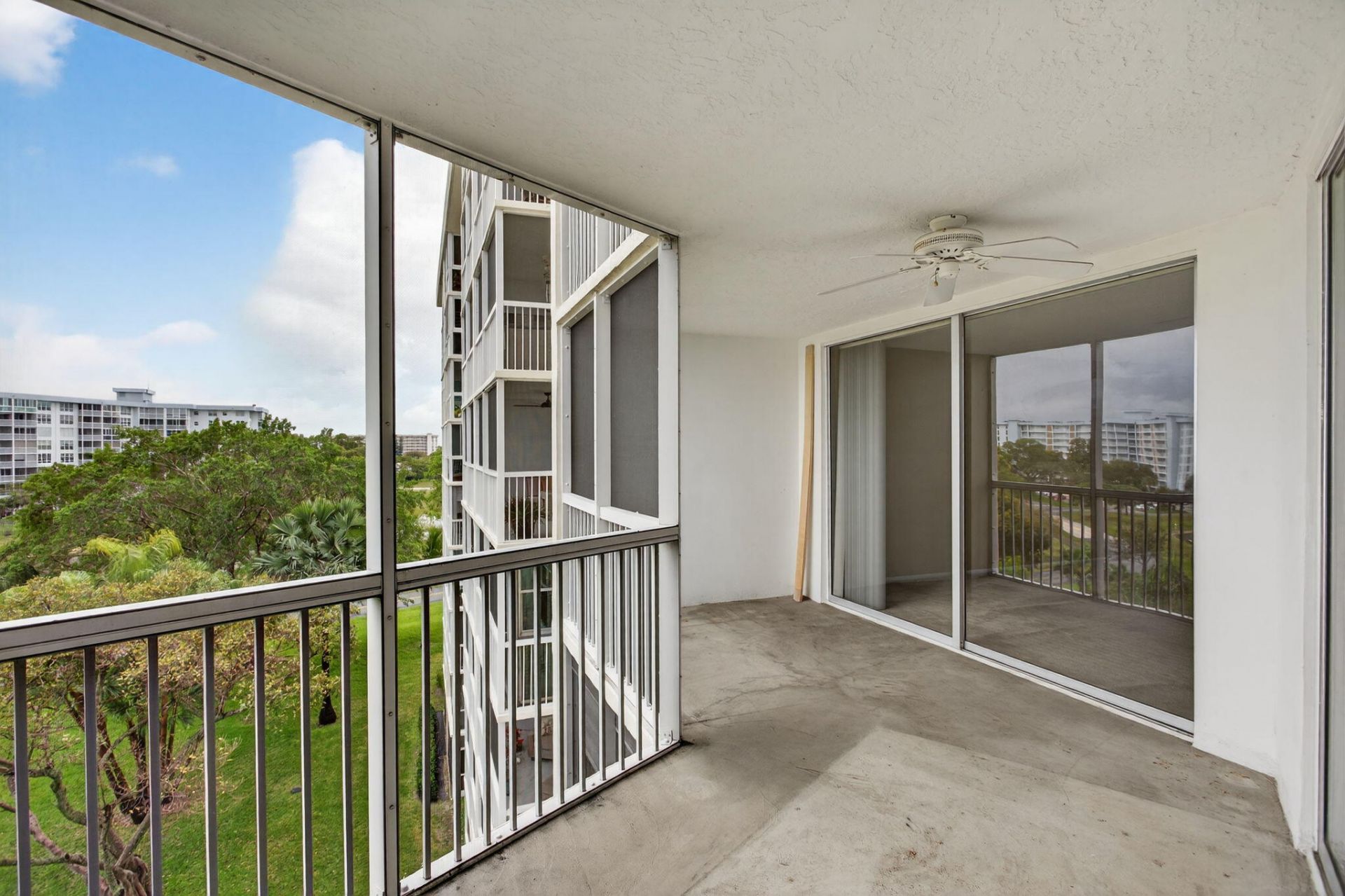 3051 N Course Drive, Unit 605, Pompano Beach, FL 33069 Photo