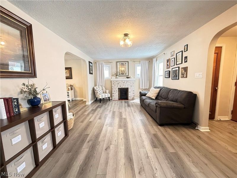 410 Buena Vista Boulevard, Steubenville, OH 43952 Photo 4