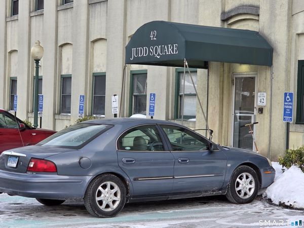 42 South Cherry, Unit 238, Wallingford, CT 06492