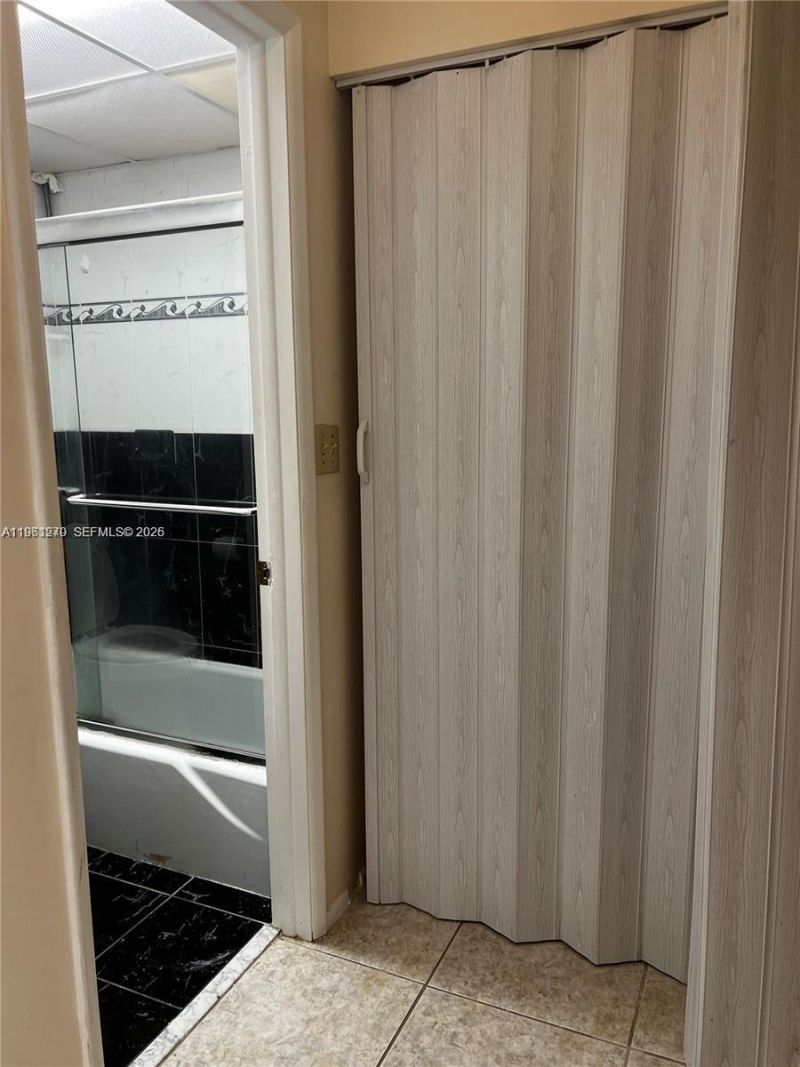 3760 Inverrary Dr , Unit 2Z, Lauderhill, FL 33319 Photo