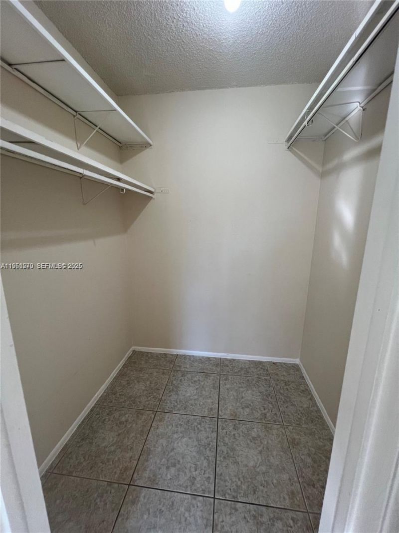 3760 Inverrary Dr , Unit 2Z, Lauderhill, FL 33319 Photo