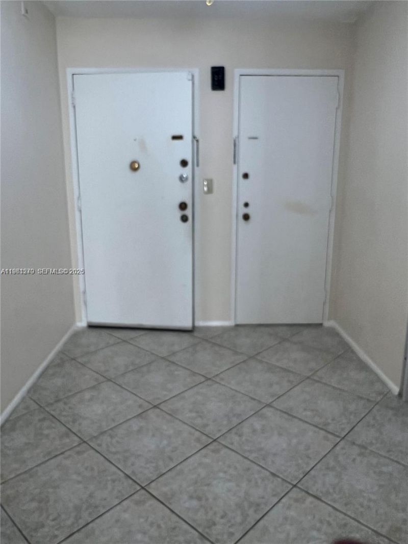 3760 Inverrary Dr , Unit 2Z, Lauderhill, FL 33319 Photo