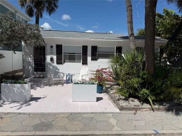 107 4TH AVENUE, ST PETE BEACH, FL 33706