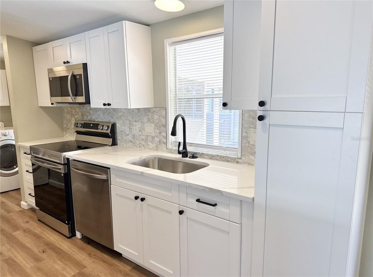 6827 Mount Pleasant Road Ne, Unit 47, Saint Petersburg, FL 33702 Photo