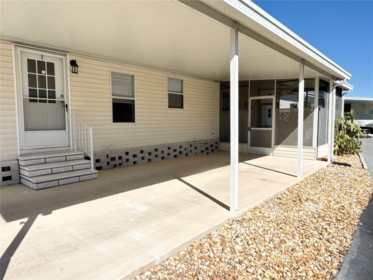 6827 Mount Pleasant Road Ne, Unit 47, Saint Petersburg, FL 33702 Photo