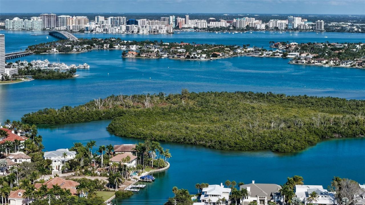 212 Tremont Lane, Sarasota, FL 34236 Photo