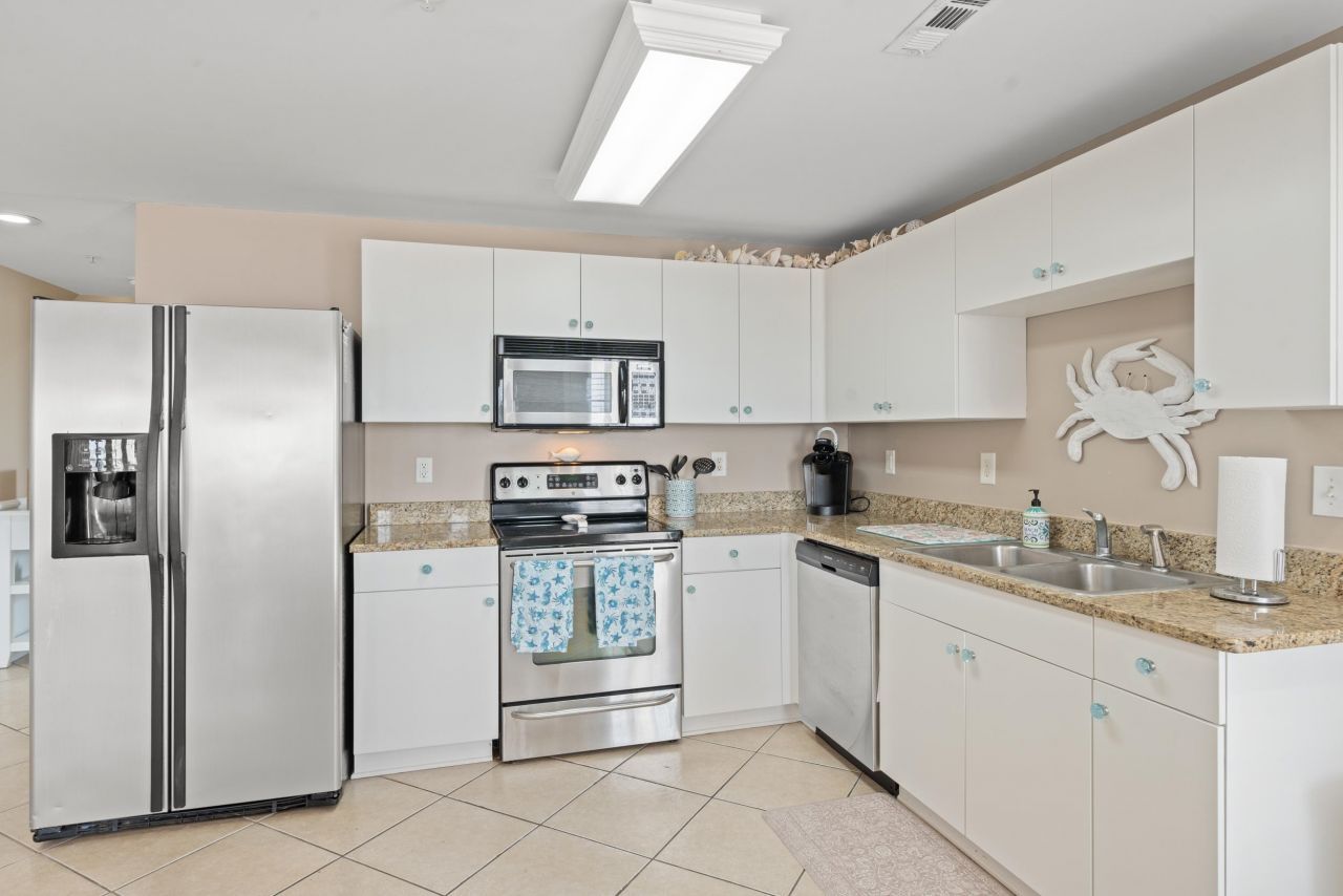 3401 N Ocean Blvd. Photo 7