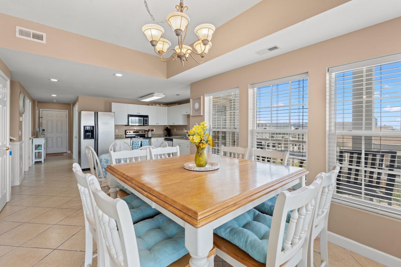 3401 N Ocean Blvd. Photo 8