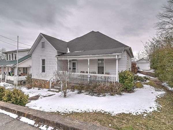 1605 West Mary Street, Bristol, VA 24201