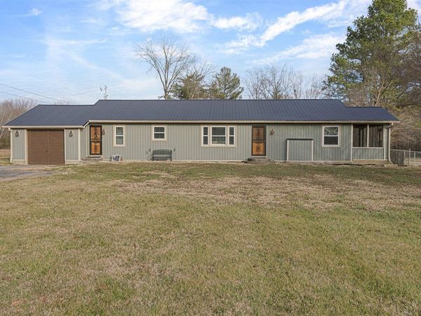 1208 S Lewis Street , Glasgow, KY 42141