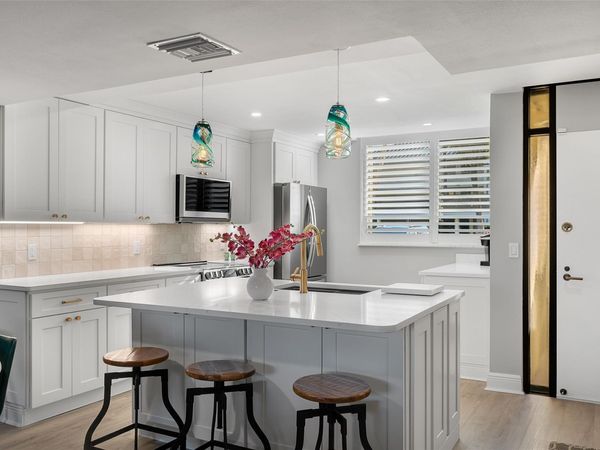 1825 Tarpon Ln, Unit 106, Vero Beach, FL 32960