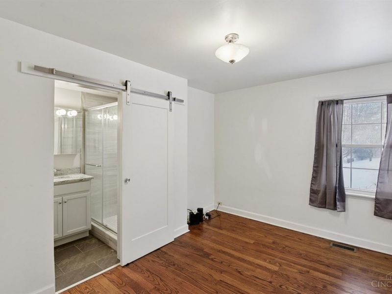 335 Albion Avenue, Glendale, OH 45246 Photo 11