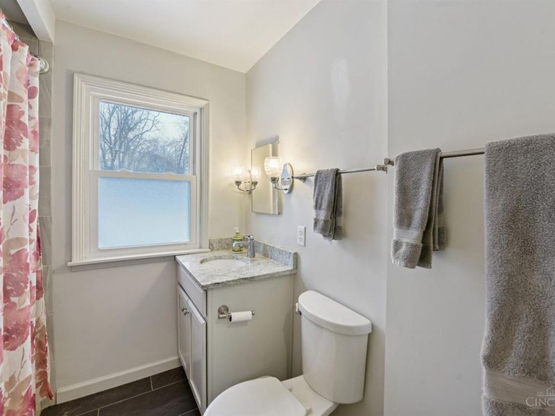 335 Albion Avenue, Glendale, OH 45246 Photo 16