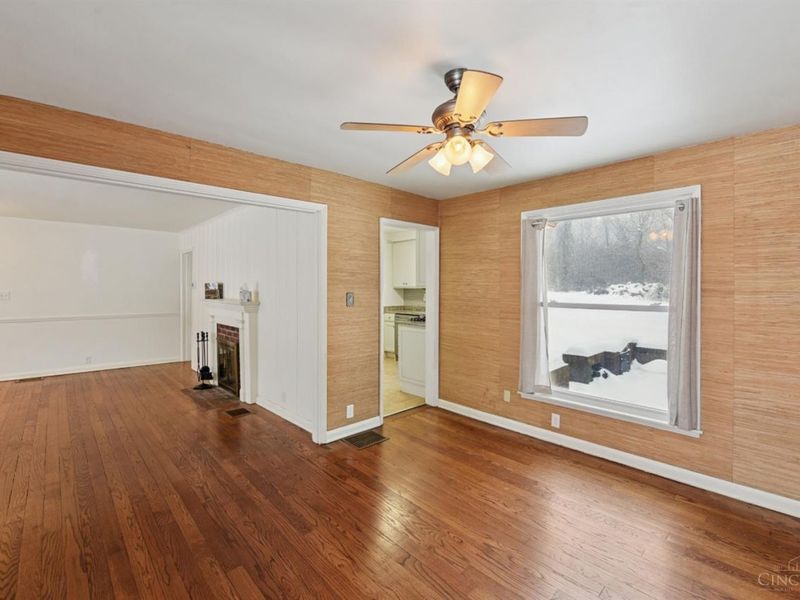 335 Albion Avenue, Glendale, OH 45246 Photo 4