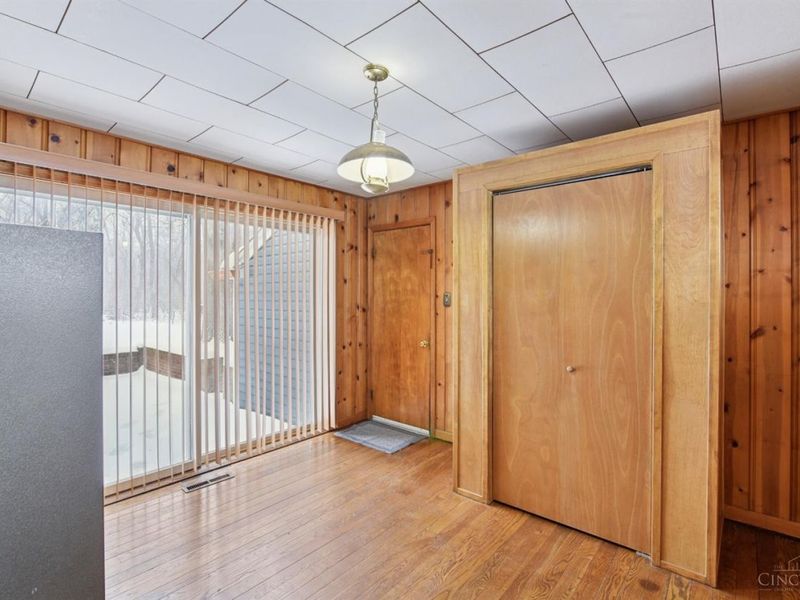 335 Albion Avenue, Glendale, OH 45246 Photo 6