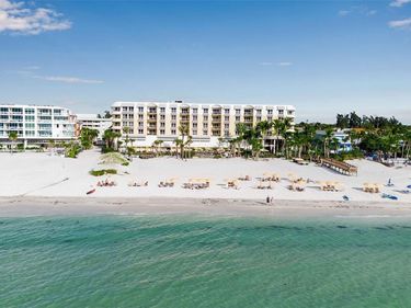 915 SEASIDE DRIVE, Unit 410, Weeks, SARASOTA, FL 34242