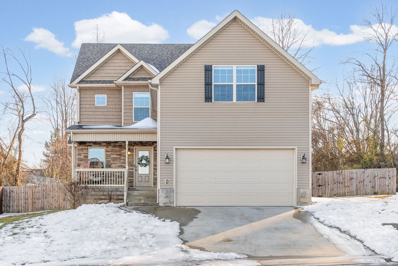 116 Woodtrace Ct, Clarksville, TN 37042 Main Photo