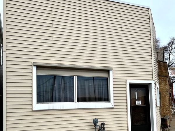 13515 S Baltimore Avenue, Chicago, IL 60633