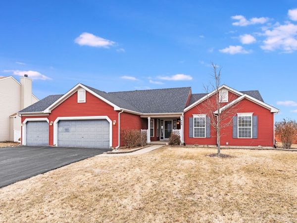 909 W Northwind Drive, Sandwich, IL 60548