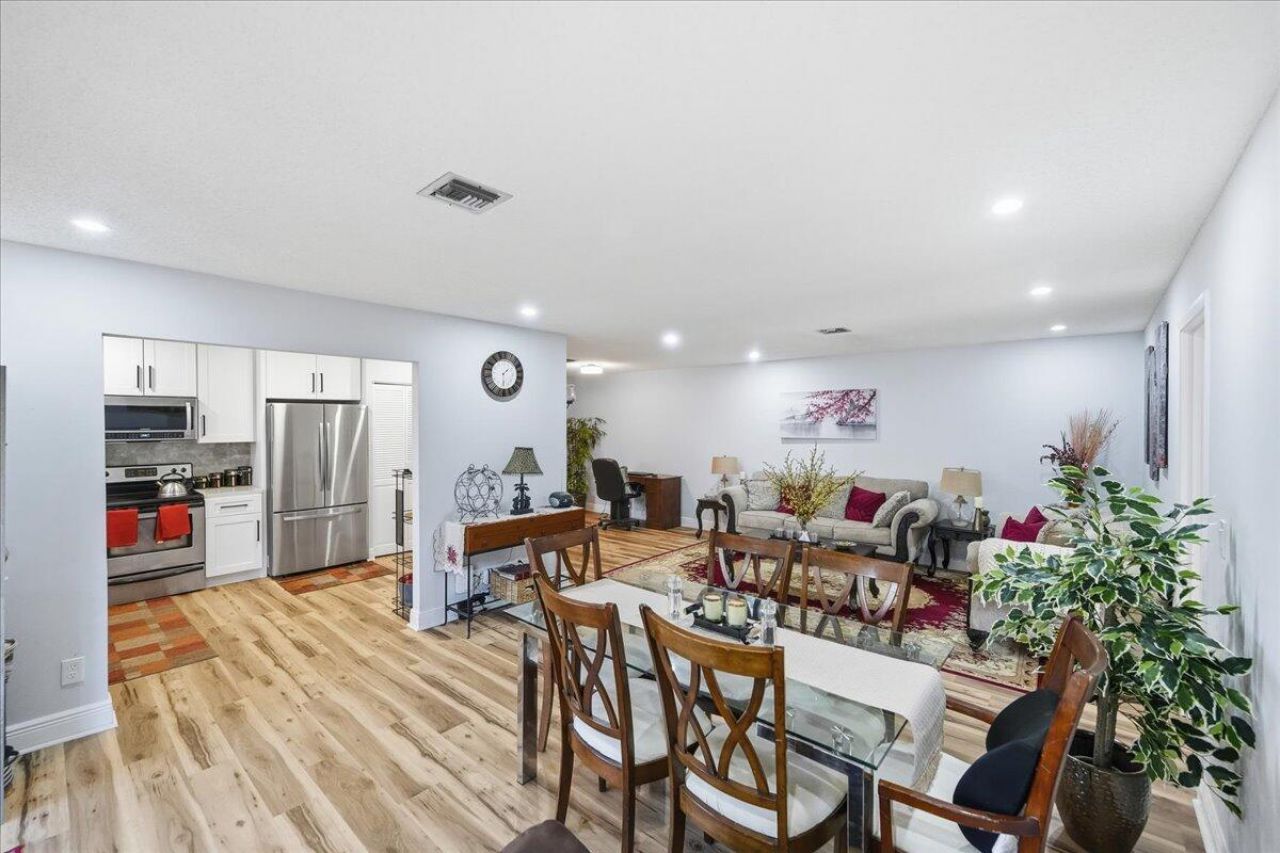 1017 Pheasant Run Drive, Unit D, Fort Pierce, FL 34982 Photo