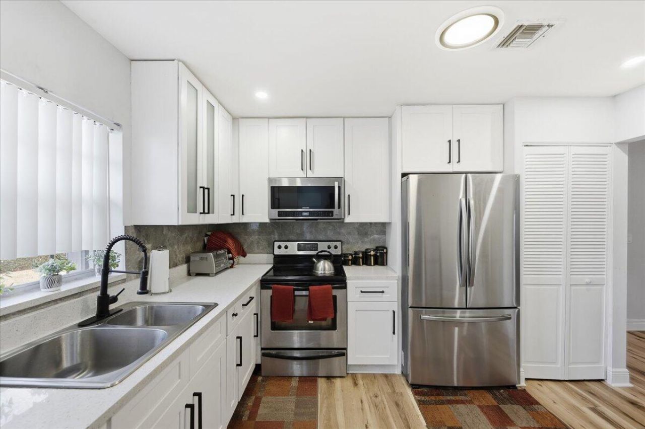 1017 Pheasant Run Drive, Unit D, Fort Pierce, FL 34982 Photo