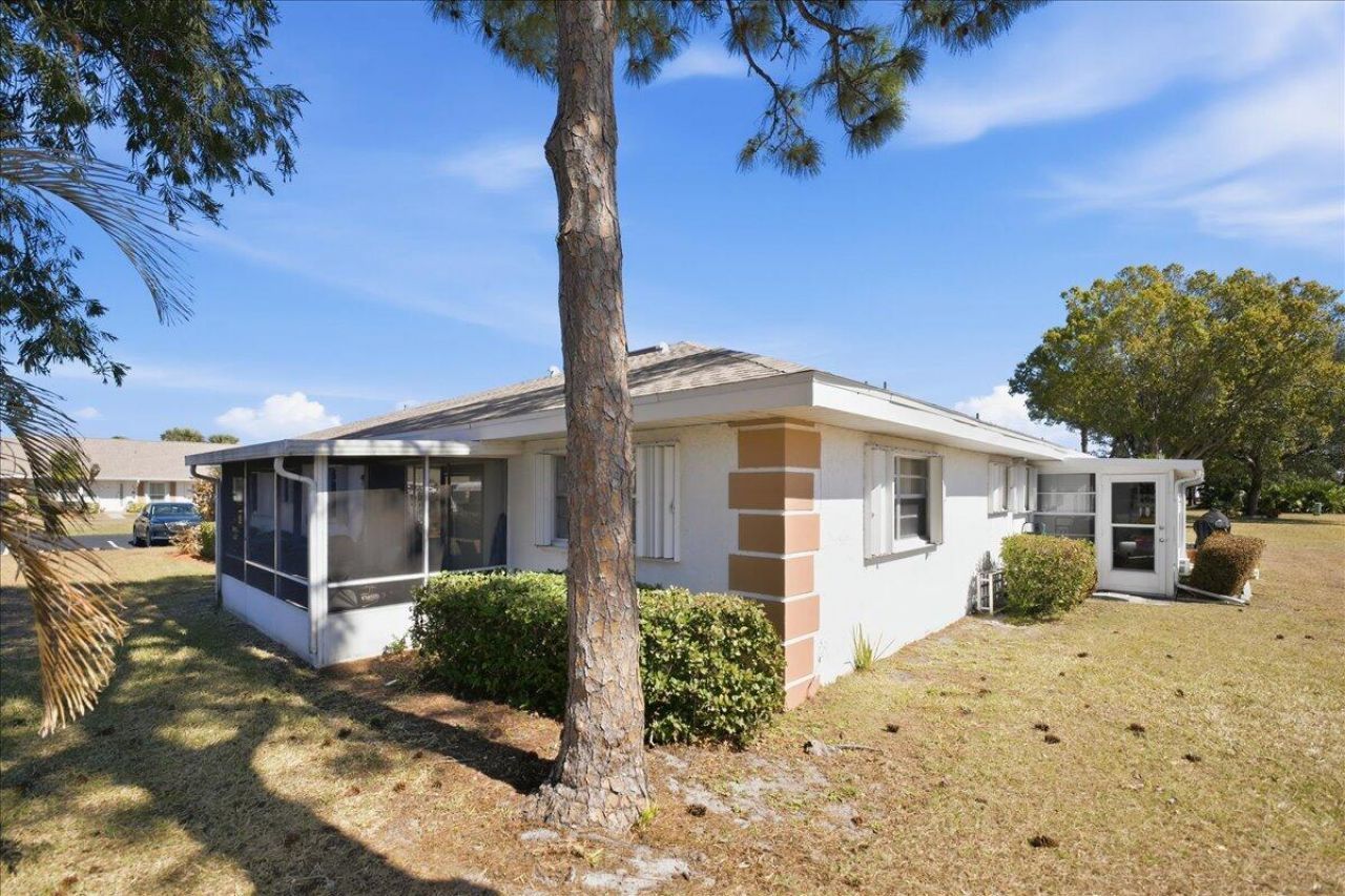 1017 Pheasant Run Drive, Unit D, Fort Pierce, FL 34982 Photo