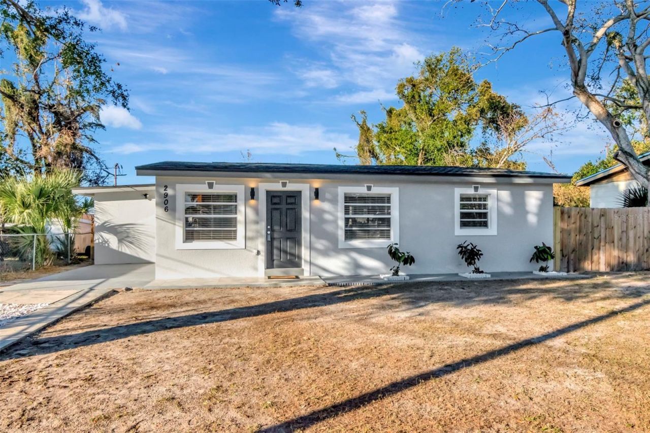 2906 E 97th Avenue, Tampa, FL 33612 Main Photo