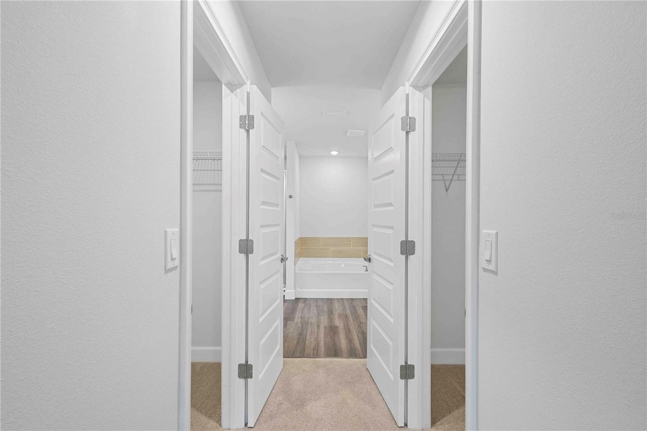 483 SW Bellflower Drive, Lake City, FL 32024 Photo